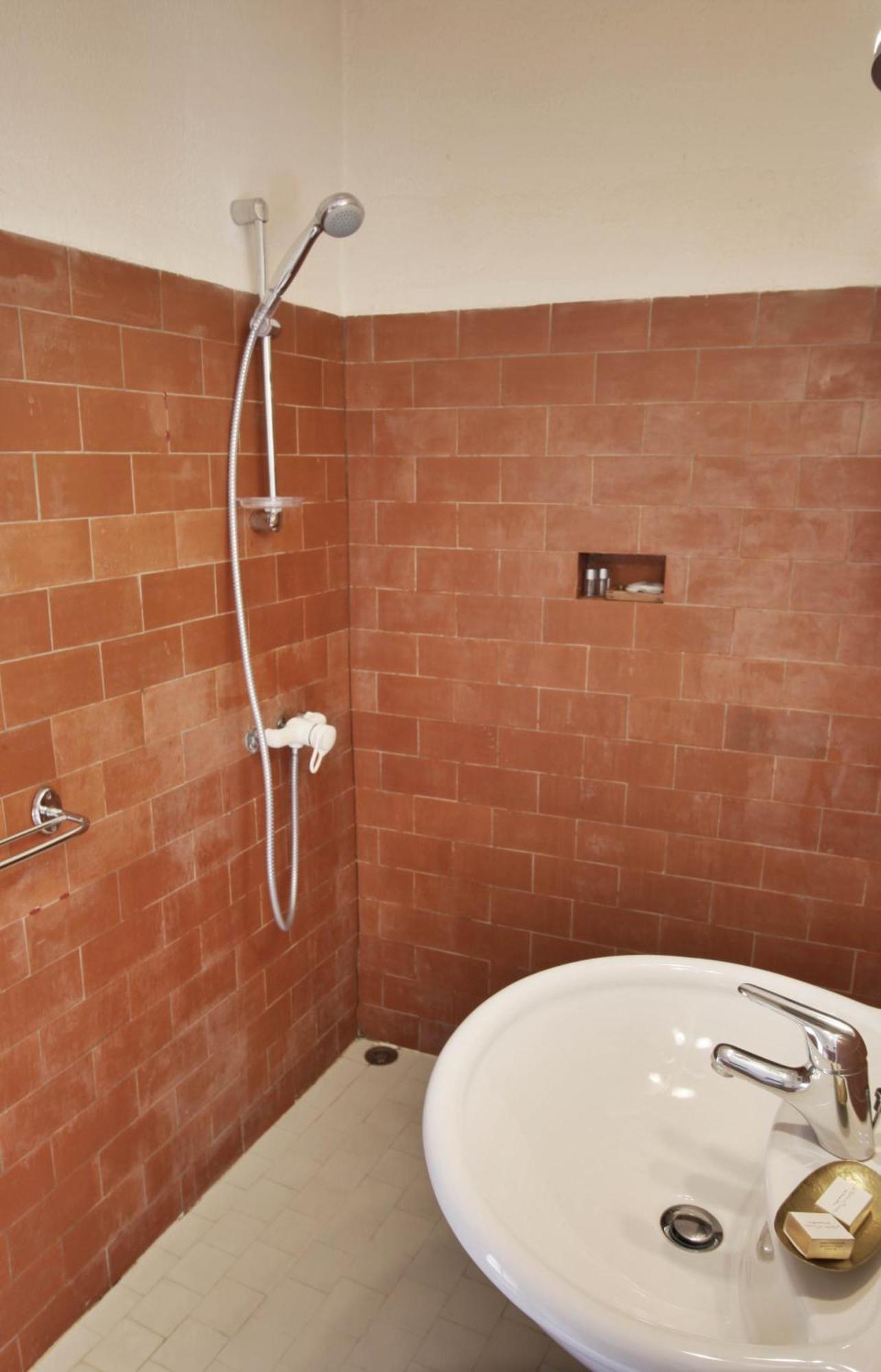 Bed and Breakfast Le Moulin En Provence Saint-Antonin-sur-Bayon Exterior foto