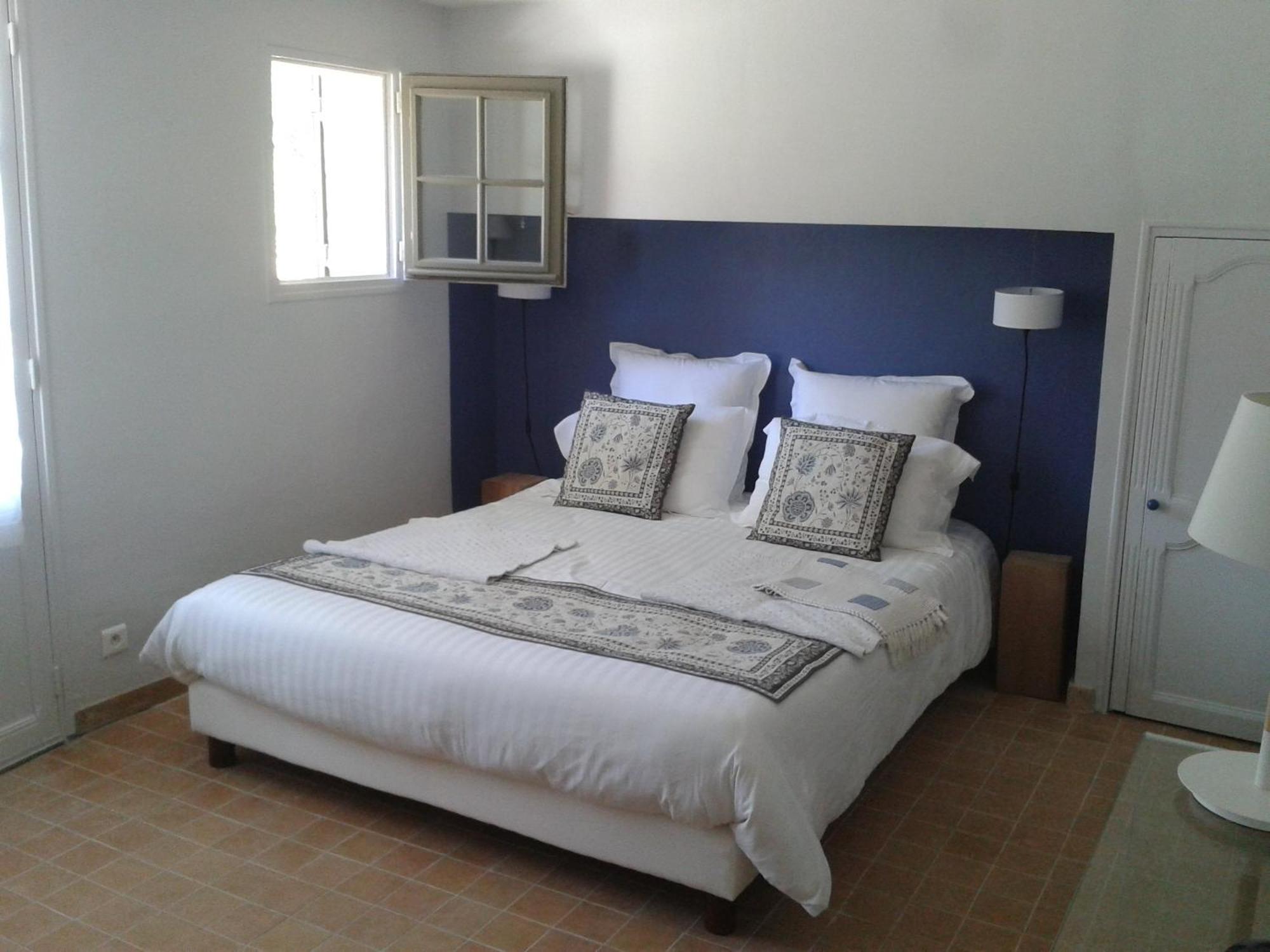 Bed and Breakfast Le Moulin En Provence Saint-Antonin-sur-Bayon Zimmer foto